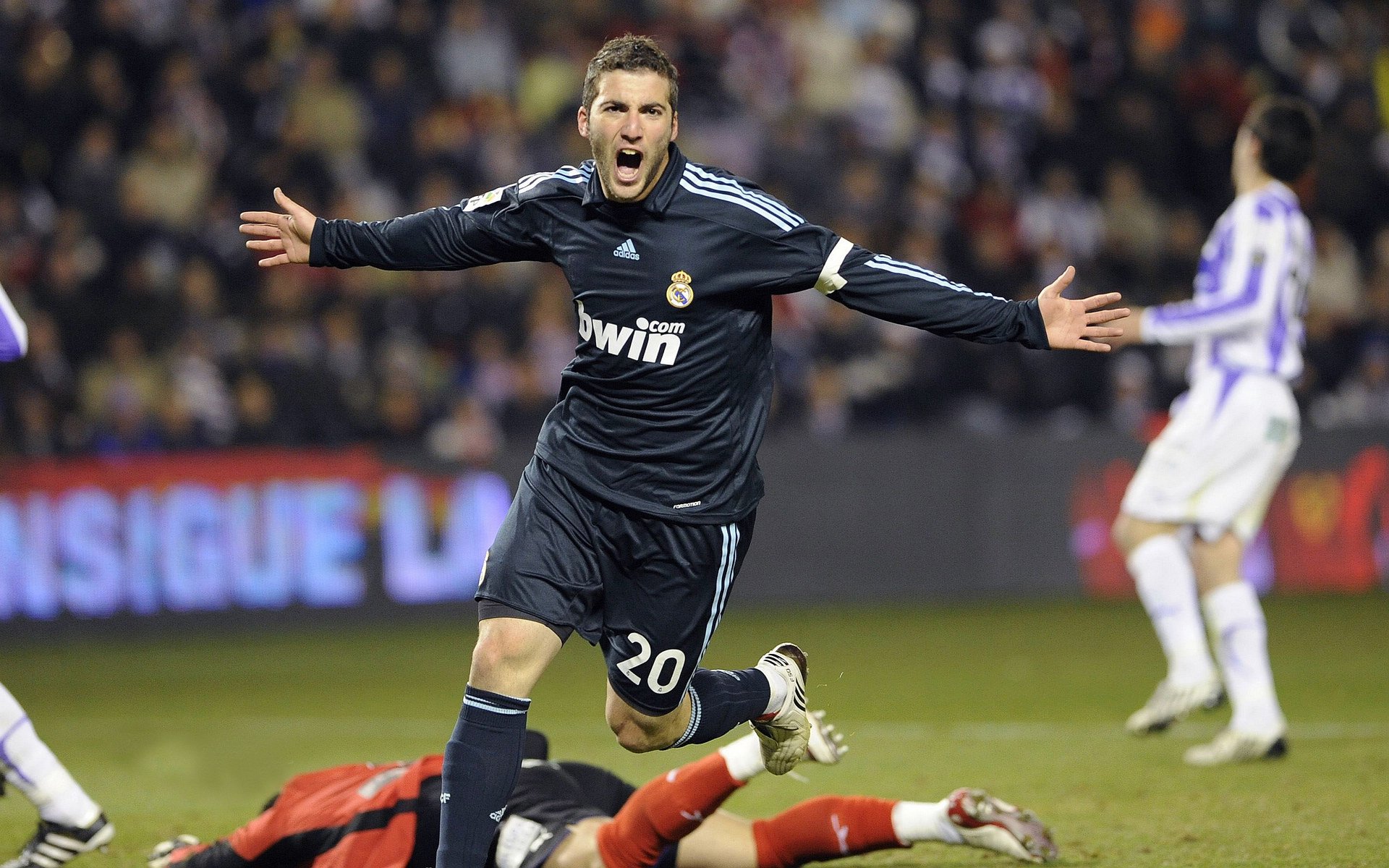 中国男篮用团结迎接每一场挑战,中国男篮集体合照